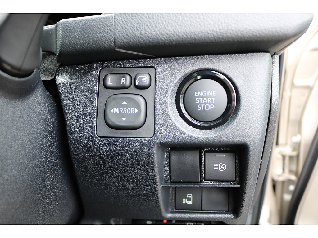 【新車/新型】9型ハイエースワゴンGLガソリン２WD内装架装VER1