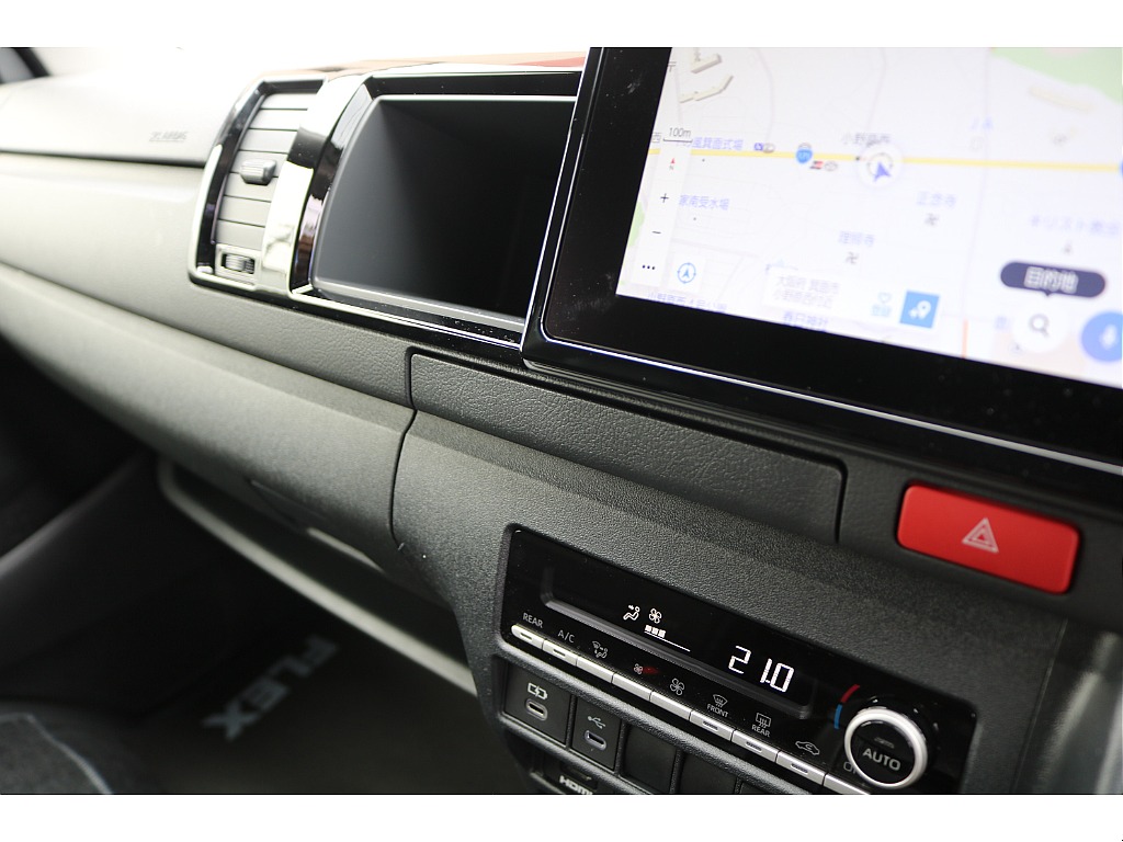 【新車/新型】9型ハイエースワゴンGLガソリン２WD内装架装VER1