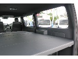 普段使いが非常にしやすいオフロードスタイルでベットキットも装備されているので車中泊にもピッタリな一台です♪