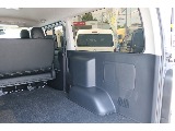 【厳選仕入】R5年式ハイエースバンS-GLダークプライムⅡディーゼル　希少カラーガンメタリック！