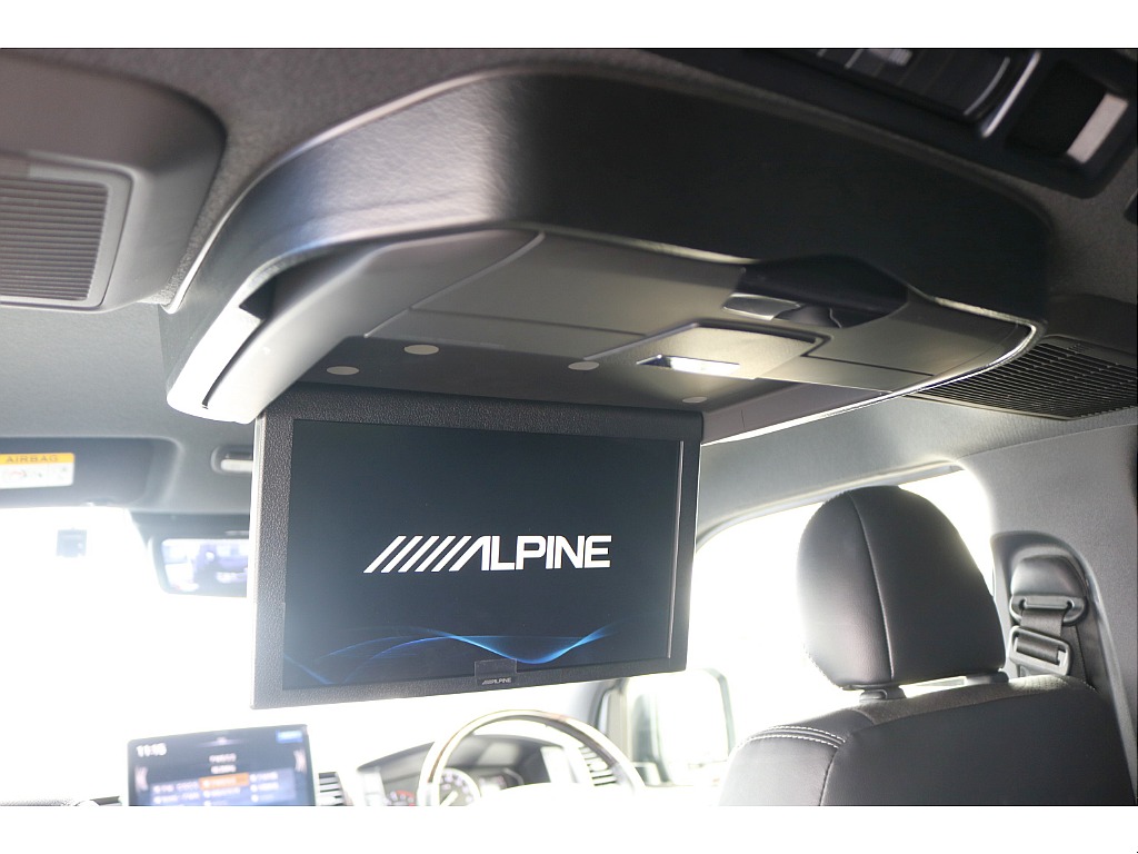 ALPINE12.8インチフリップダウンモニター
