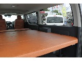 【新車/新型】ハイエースバンS-GLディーゼル２WD！お洒落な茶内装施工！