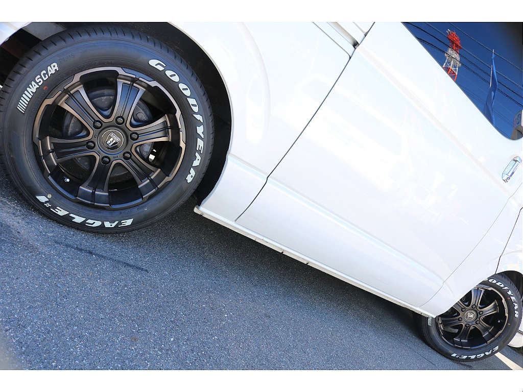 トヨタ&nbsp;ハイエースバン&nbsp;5D2.0スーパーGLダークプライム ロング&nbsp;&nbsp;大阪府の詳細画像&nbsp;その11