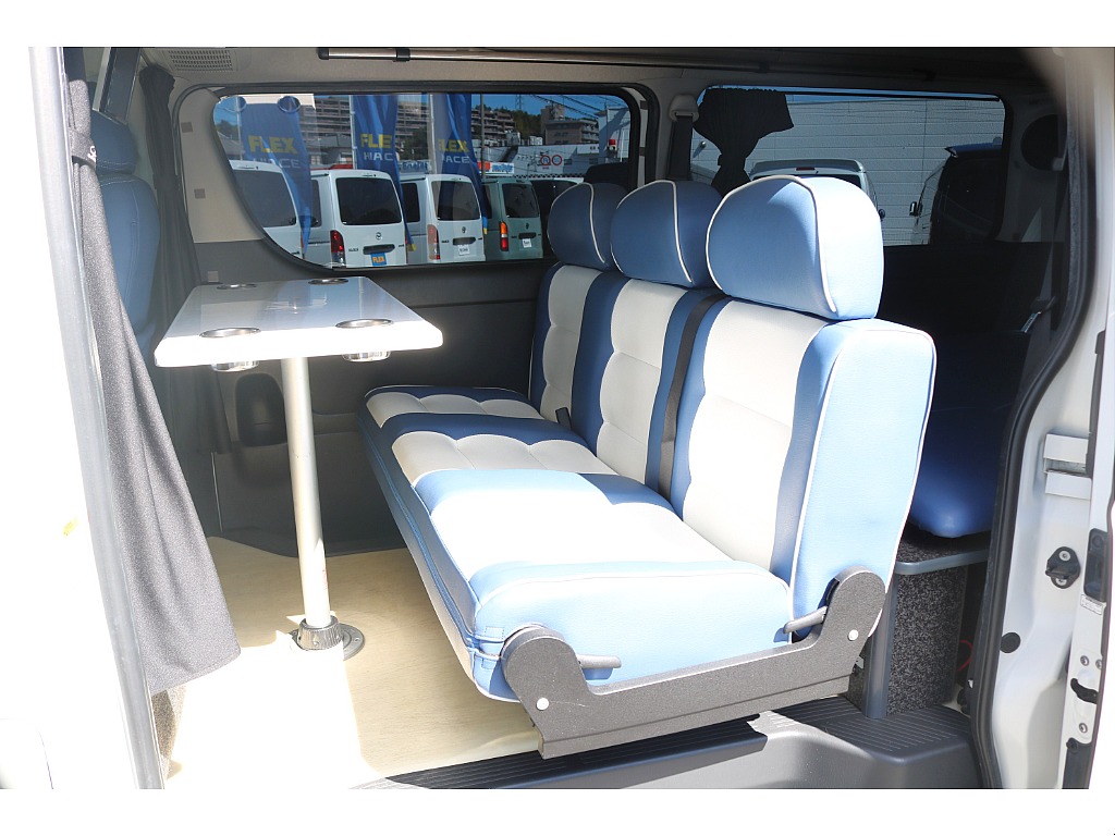 トヨタ&nbsp;ハイエースバン&nbsp;5D2.0スーパーGLダークプライム ロング&nbsp;&nbsp;大阪府の詳細画像&nbsp;その15
