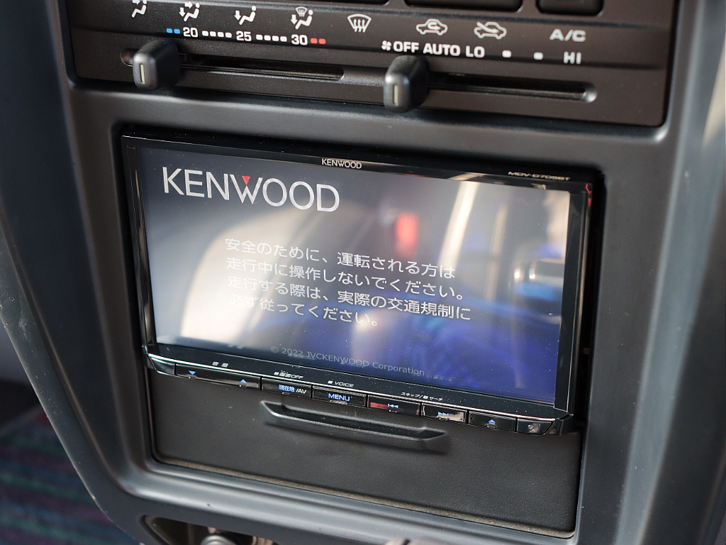 新品Kenwood製SDナビTV装備済み！