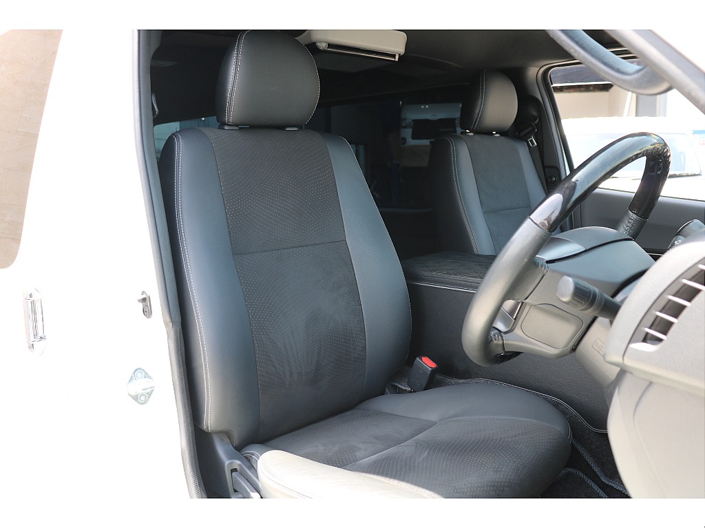 R3年式S-GL DP2 4WD/DT モデリスタフルアロ ALPINE バッドラッカー18インチAW ベッドキット コンソールBOX