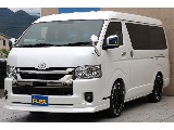 トヨタ ハイエースバン(2枚目)
