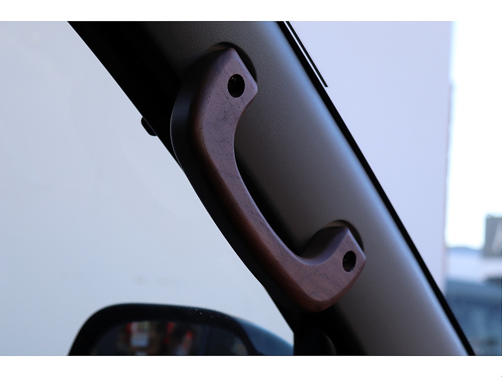 ハイエース高崎店にて展示中♪全国の皆様からのお問い合わせお待ちしております！！027-329-5670