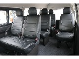 後席ビュー♪１０名乗車＋荷物も積むことができます