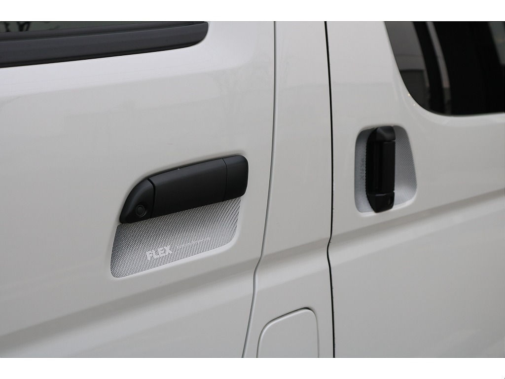 メッキ部マッドブラック塗装！