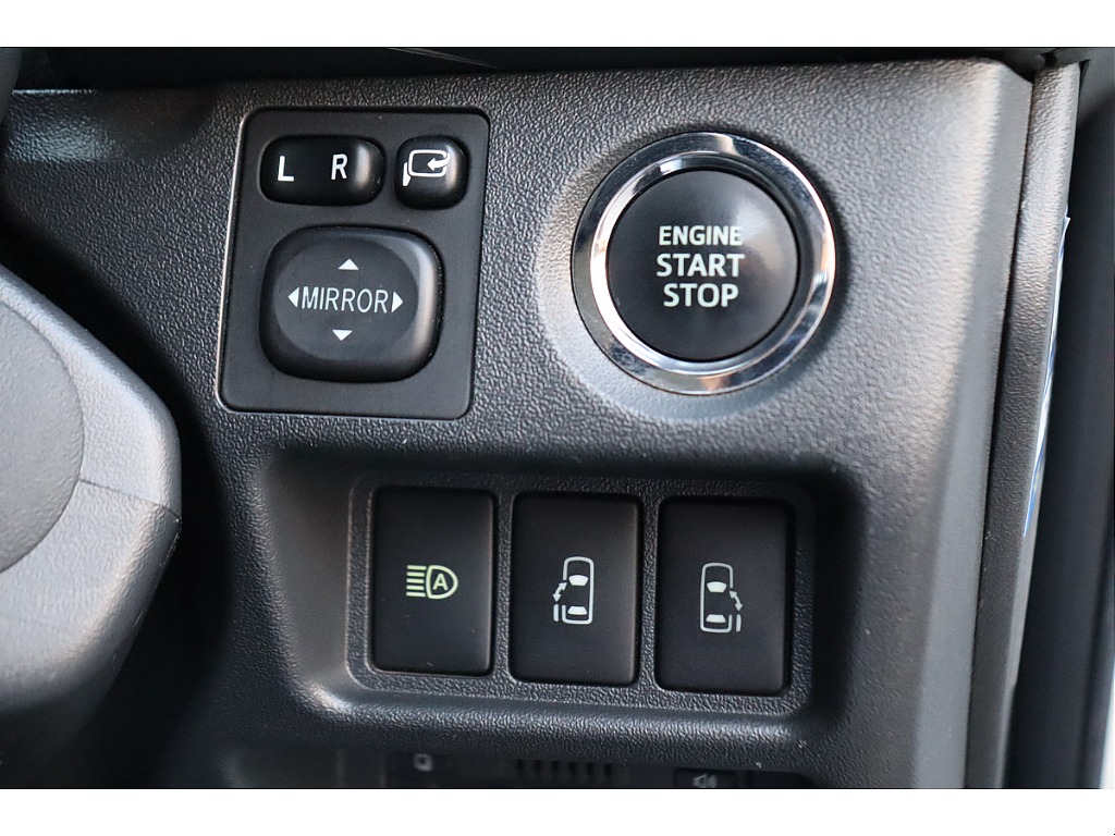 トヨタ ハイエースバン(31枚目)