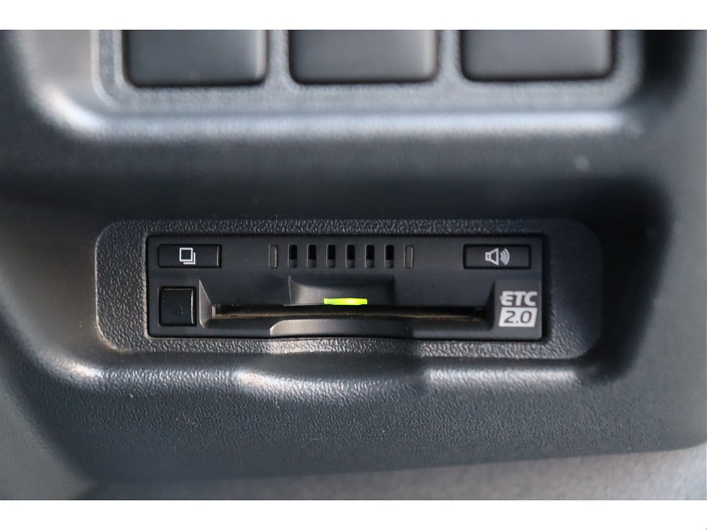 トヨタ ハイエースバン(32枚目)