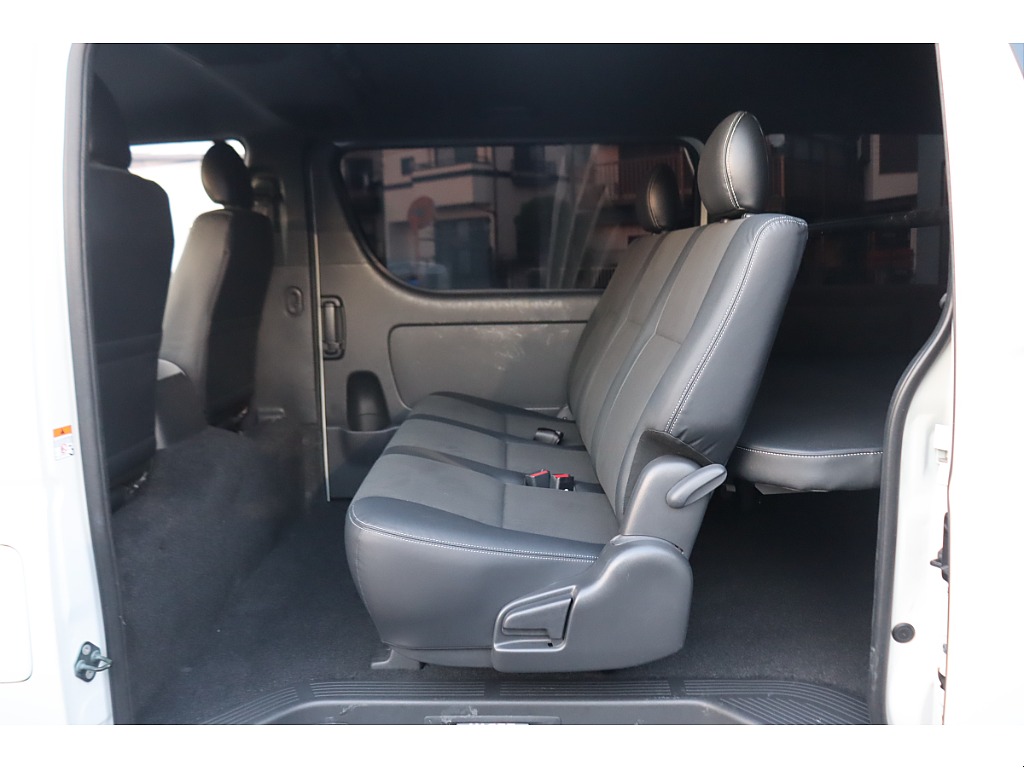 トヨタ ハイエースバン(38枚目)