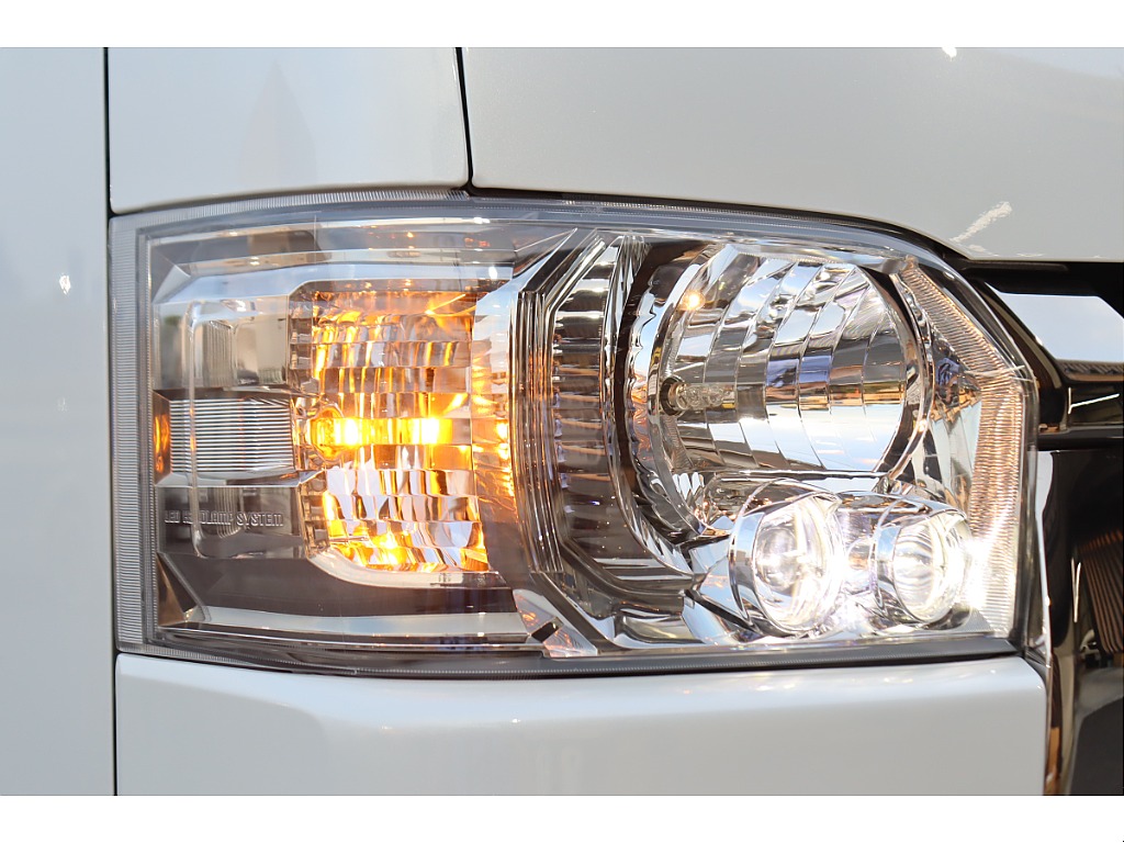 トヨタ ハイエースバン(49枚目)