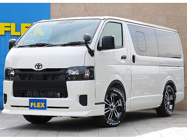 ハイエース長野店までお問合せお待ちしております！ ディーゼルターボ4WD！使い勝手の良いベッドキット付！