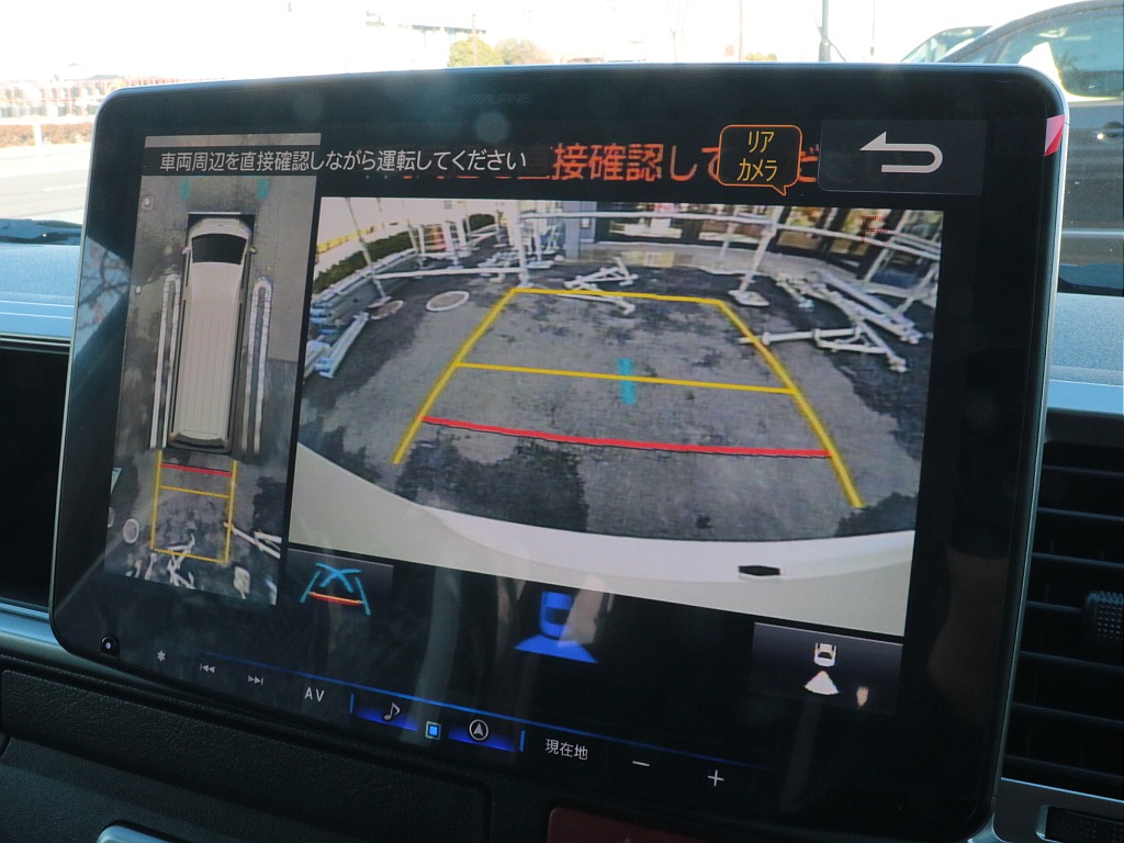 バックカメラ、パノラミックビューモニター！