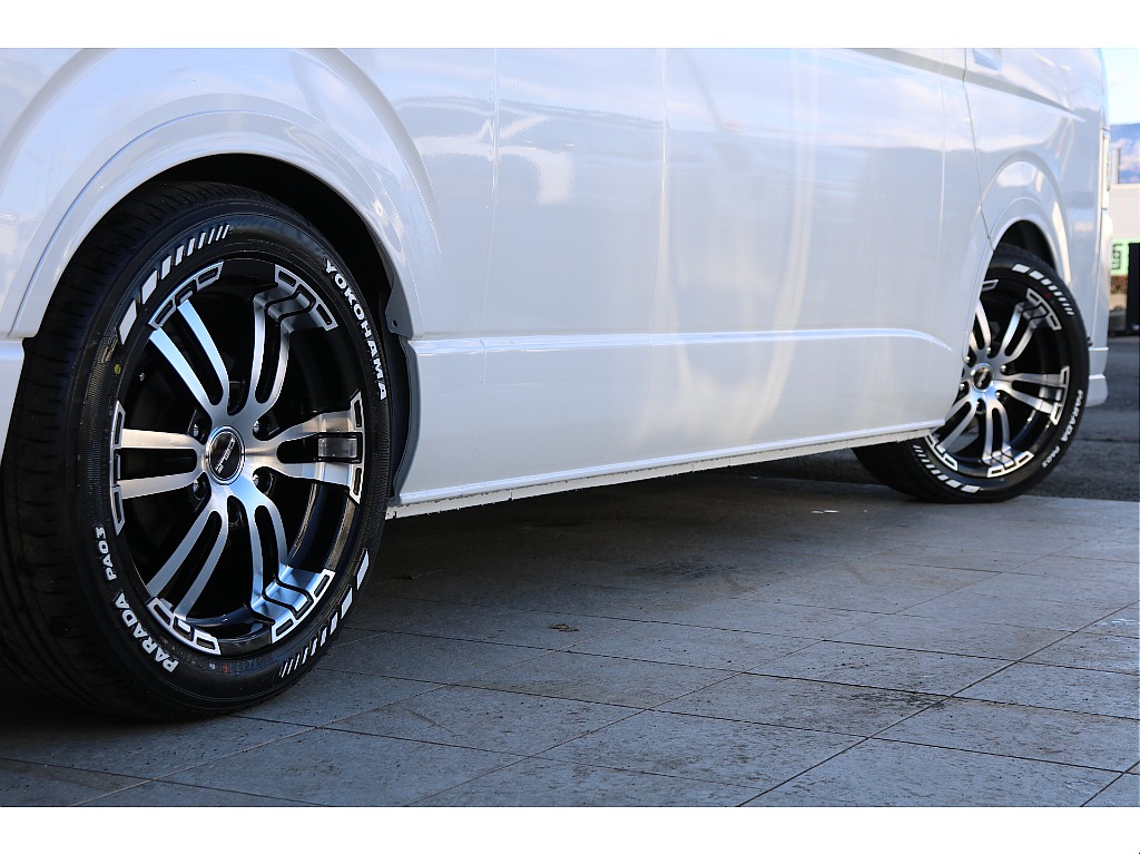 FLEX DELF02 18インチアルミ、YOKOHAMA PARADA PA03タイヤ！