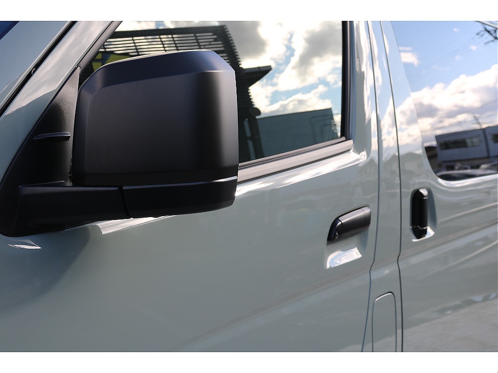 メッキ部マッドブラック塗装！