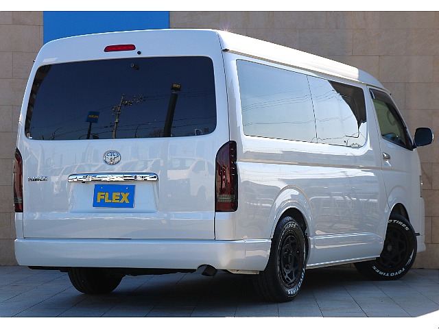 カスタムパーツたっぷりのシートアレンジR1！