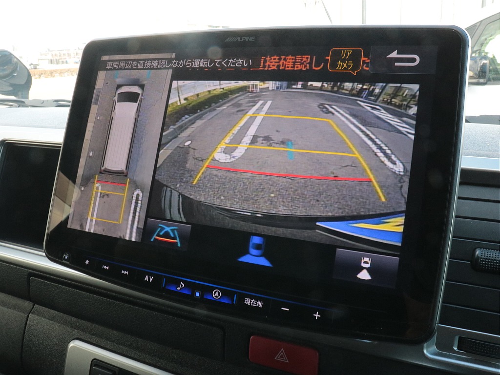 バックカメラ、パノラミックビューモニター！