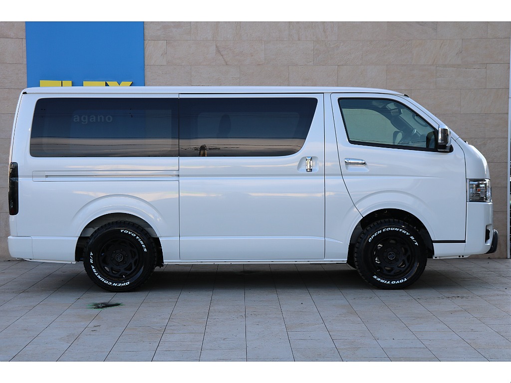 トヨタ ハイエースバン(20枚目)