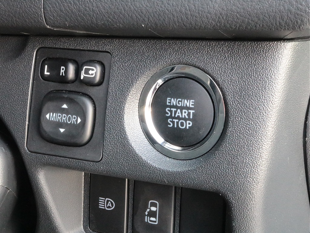 トヨタ ハイエース(15枚目)