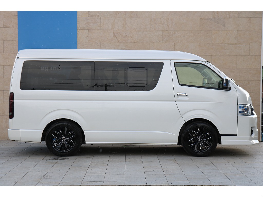 トヨタ ハイエース(35枚目)
