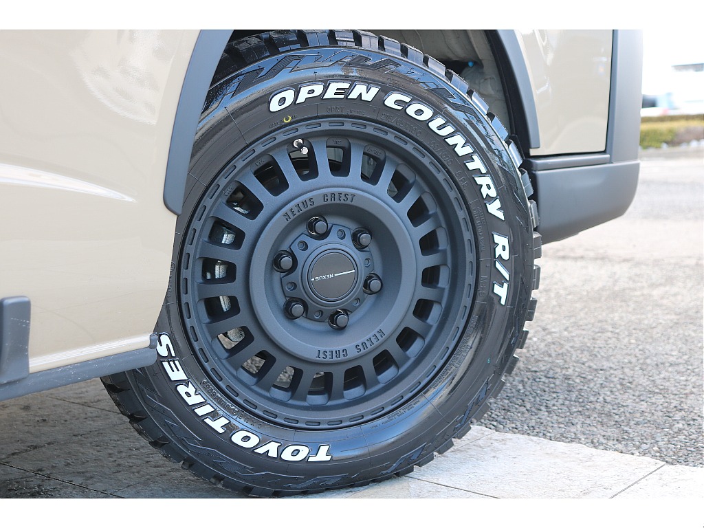 FLEX NC-1 16インチアルミ、TOYOオープンカントリータイヤRT！
