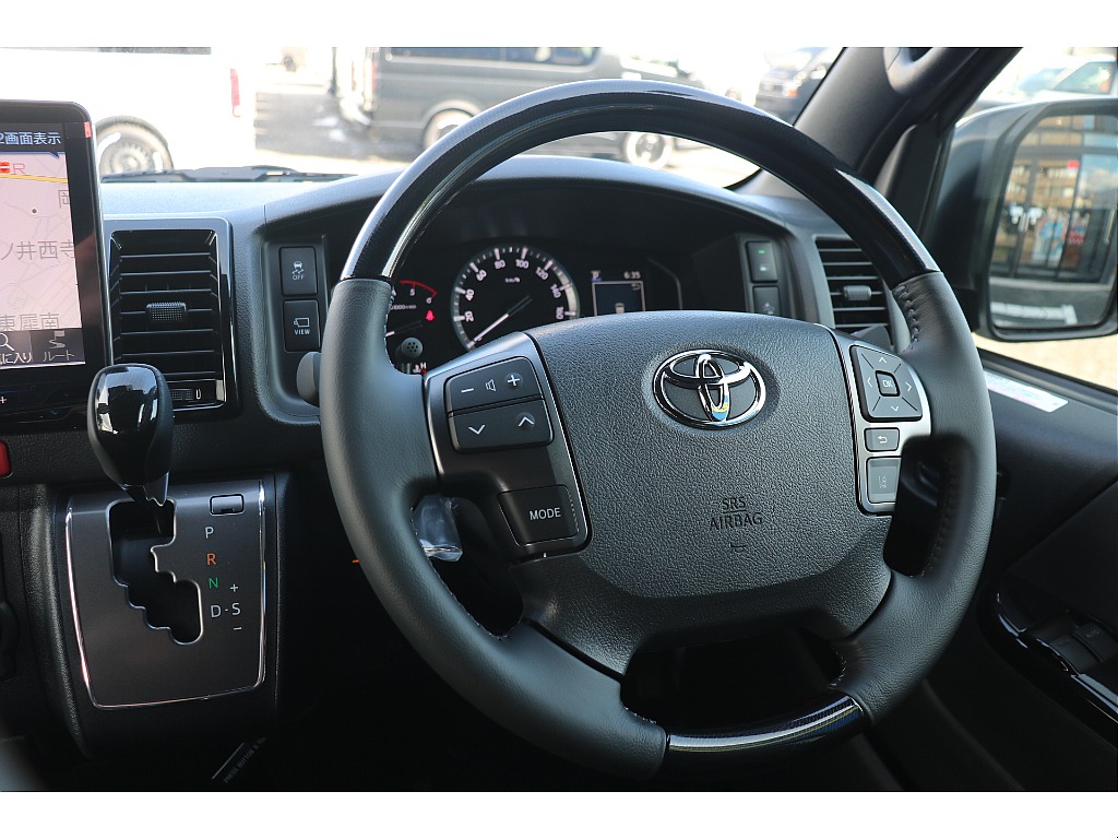 ダークプライムS専用カーボン調コンビステアリング、シフトノブ！