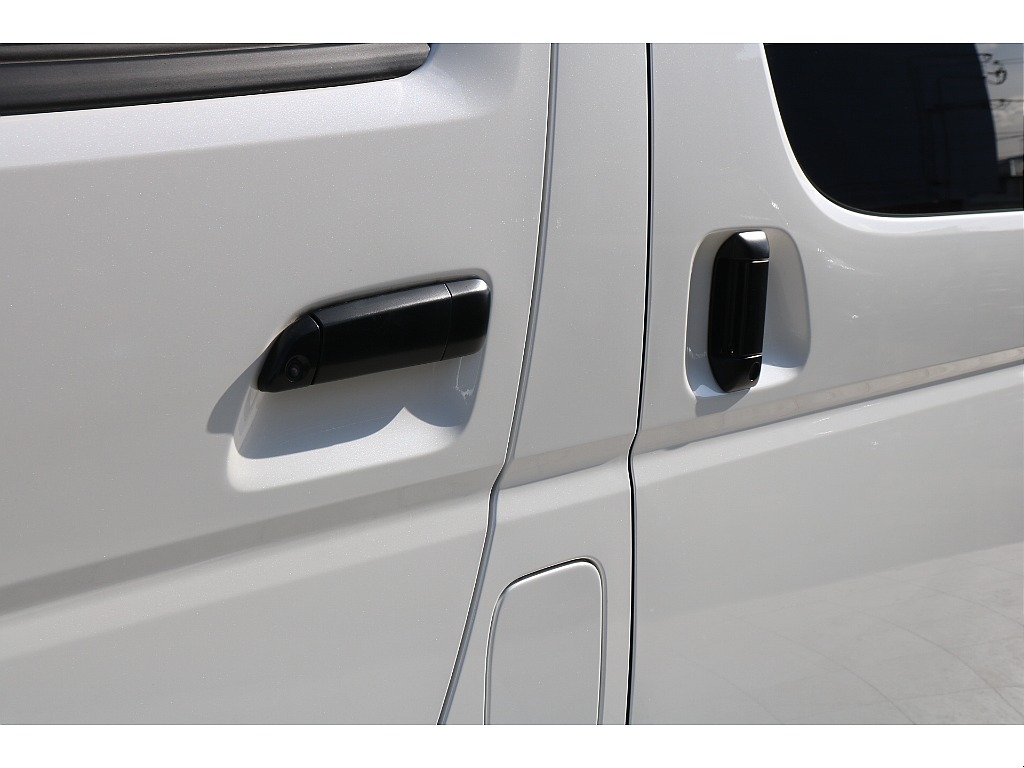 メッキ部マッドブラック塗装！