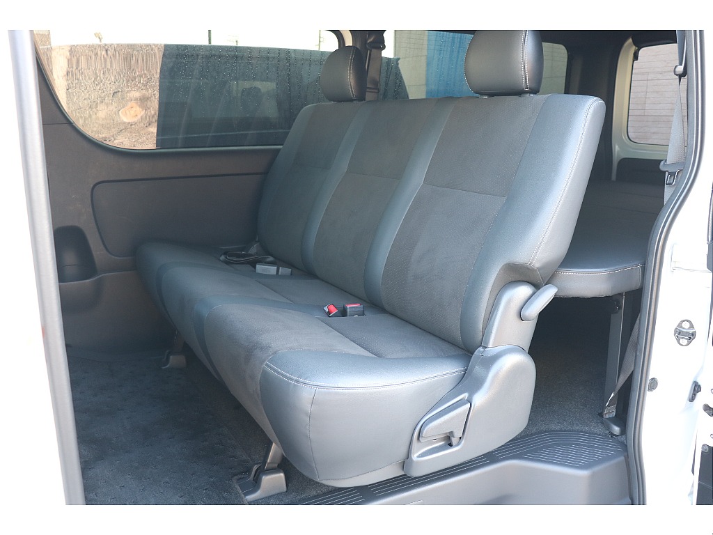 ダークプライムⅡ専用ハーフレザーシート！