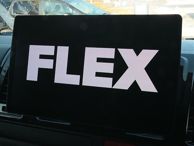 Panasonic製10インチSDナビ！