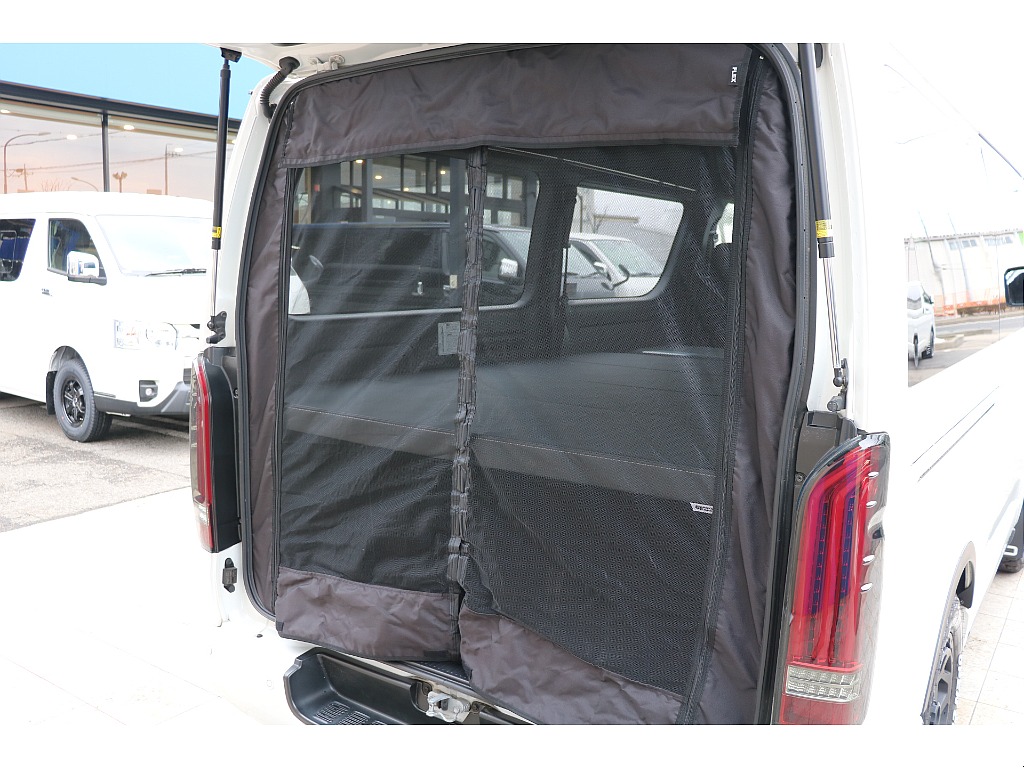 リアゲート防虫ネット！