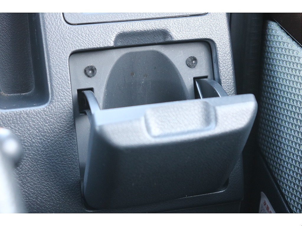 運転席横ドリンクホルダー！