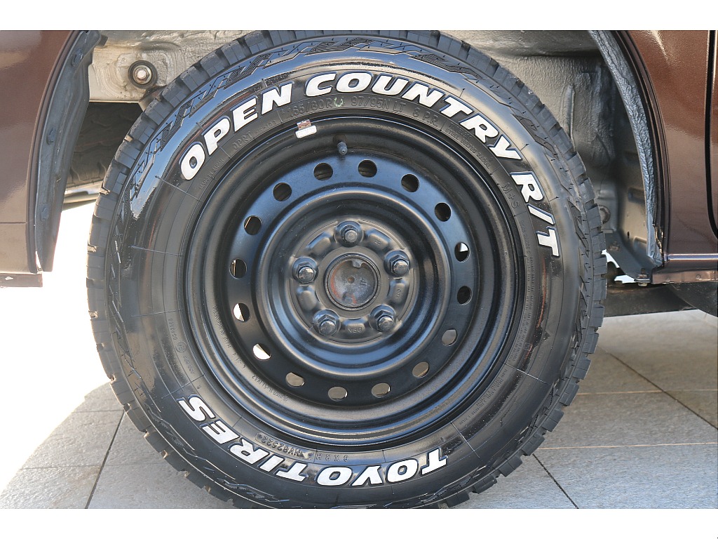 純正14インチホイール、TOYOオープンカントリータイヤRT！