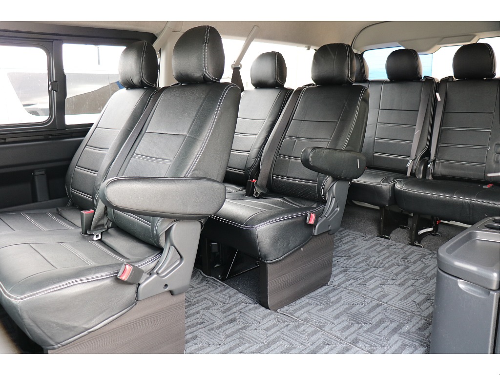 ゆったり10人乗り！