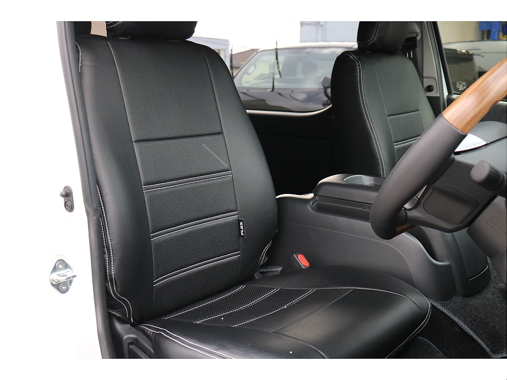 全席FLEXシートカバー！