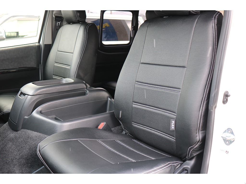 全席FLEXシートカバー！