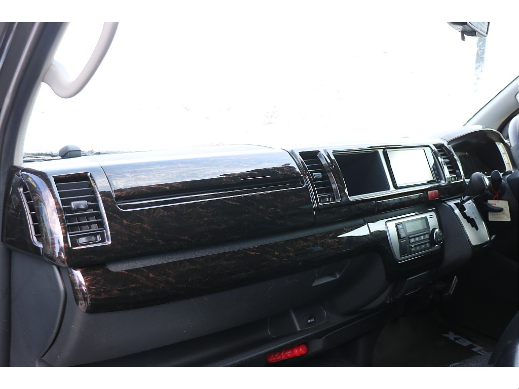 マホガニー調インテリアパネル！