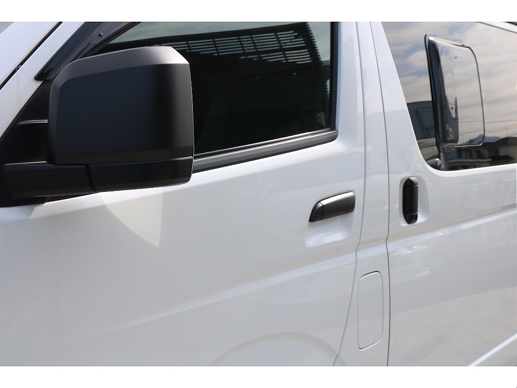 メッキ部マッドブラック塗装！