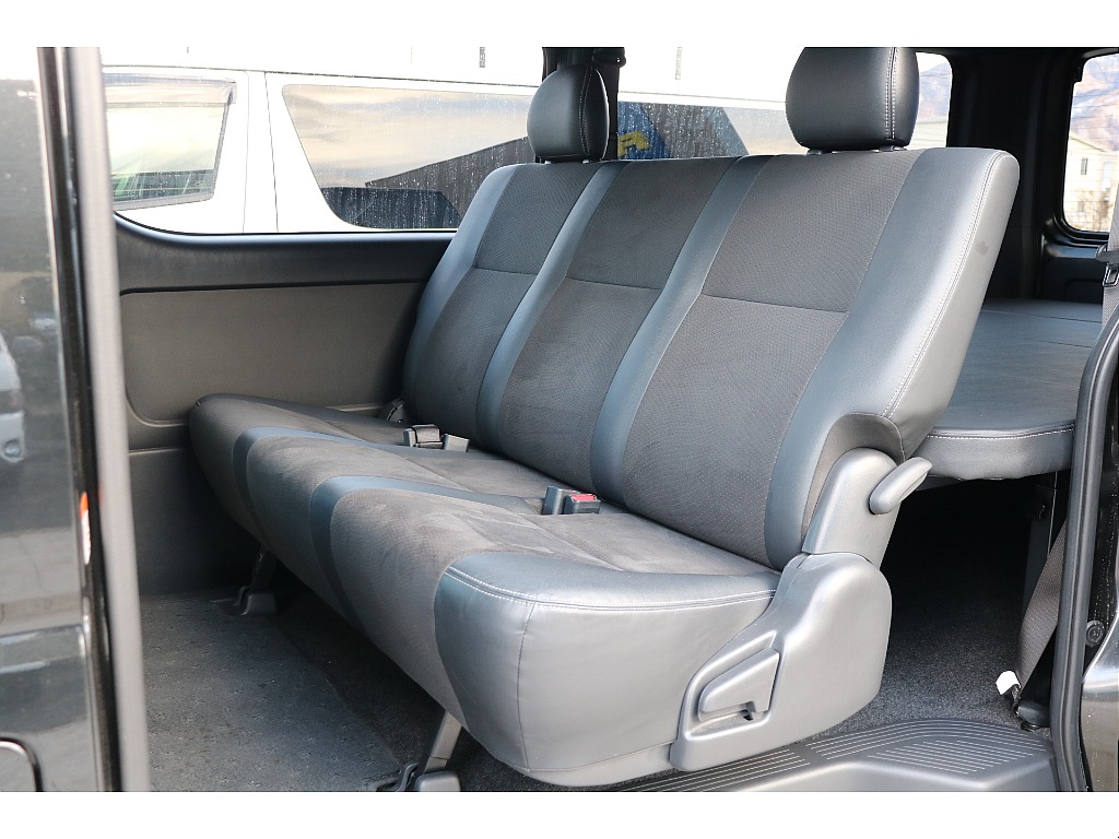 FLEXハーフレザーシート！