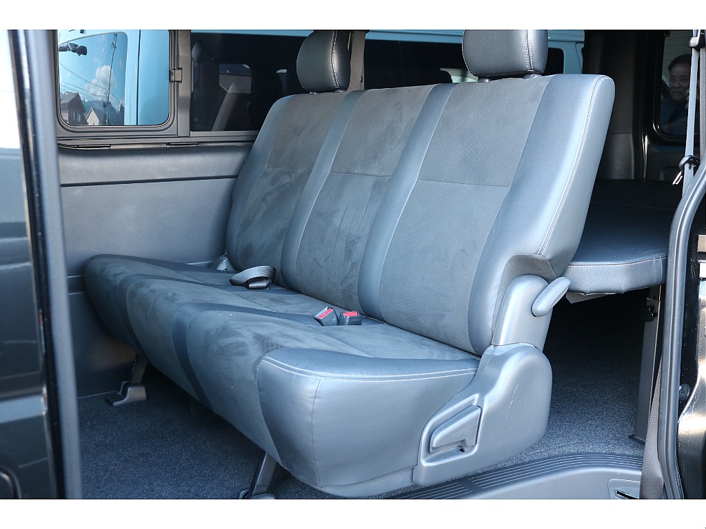 ダークプライムⅡ専用ハーフレザーシート！