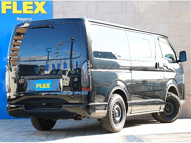 迫力のあるブラックエディション！