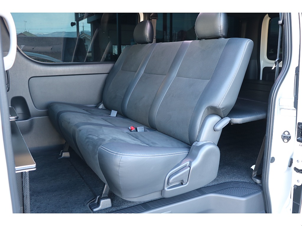 ダークプライムⅡ専用ハーフレザーシート！