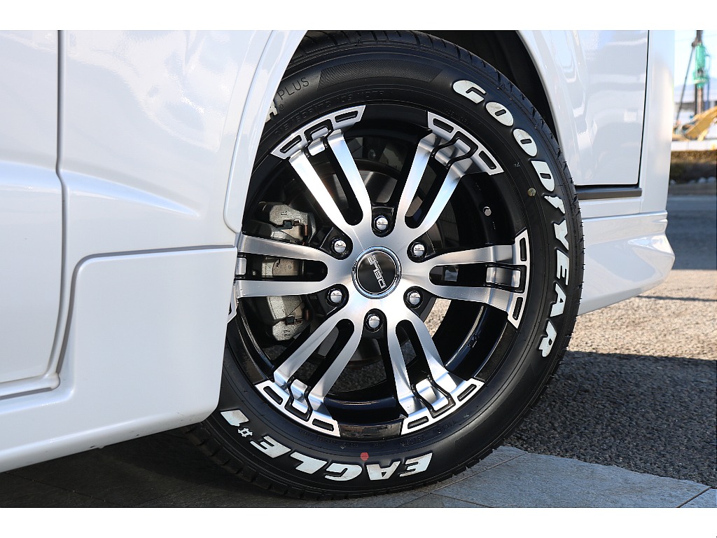 FLEX DELF02 17インチアルミ、グッドイヤーナスカータイヤ！