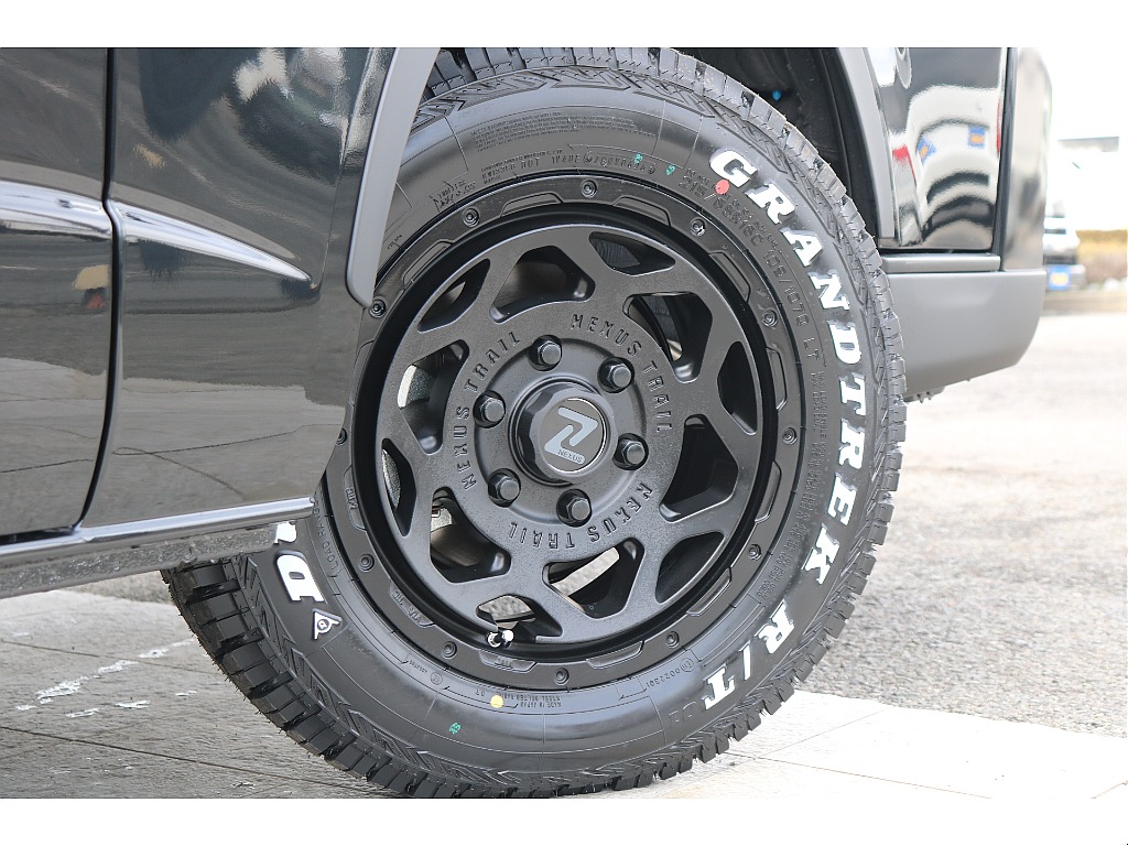 トヨタ ハイエースバン(13枚目)