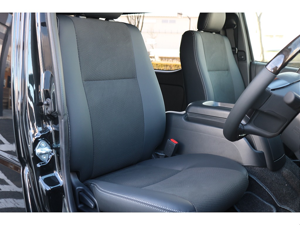 ダークプライムⅡ専用ハーフレザーシート！