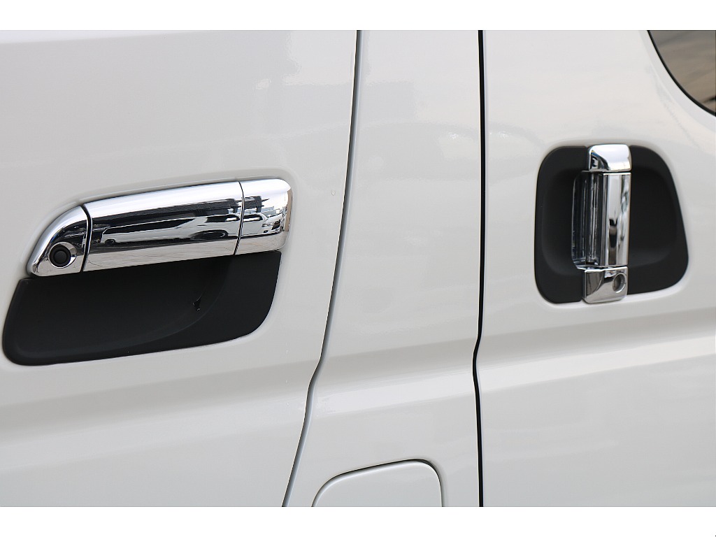 ドアノブアンダーカバー！