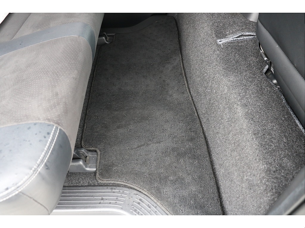 フロアマット付！