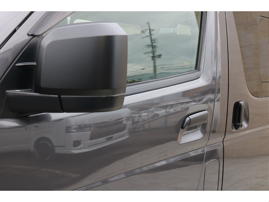 メッキ部マッドブラック塗装！